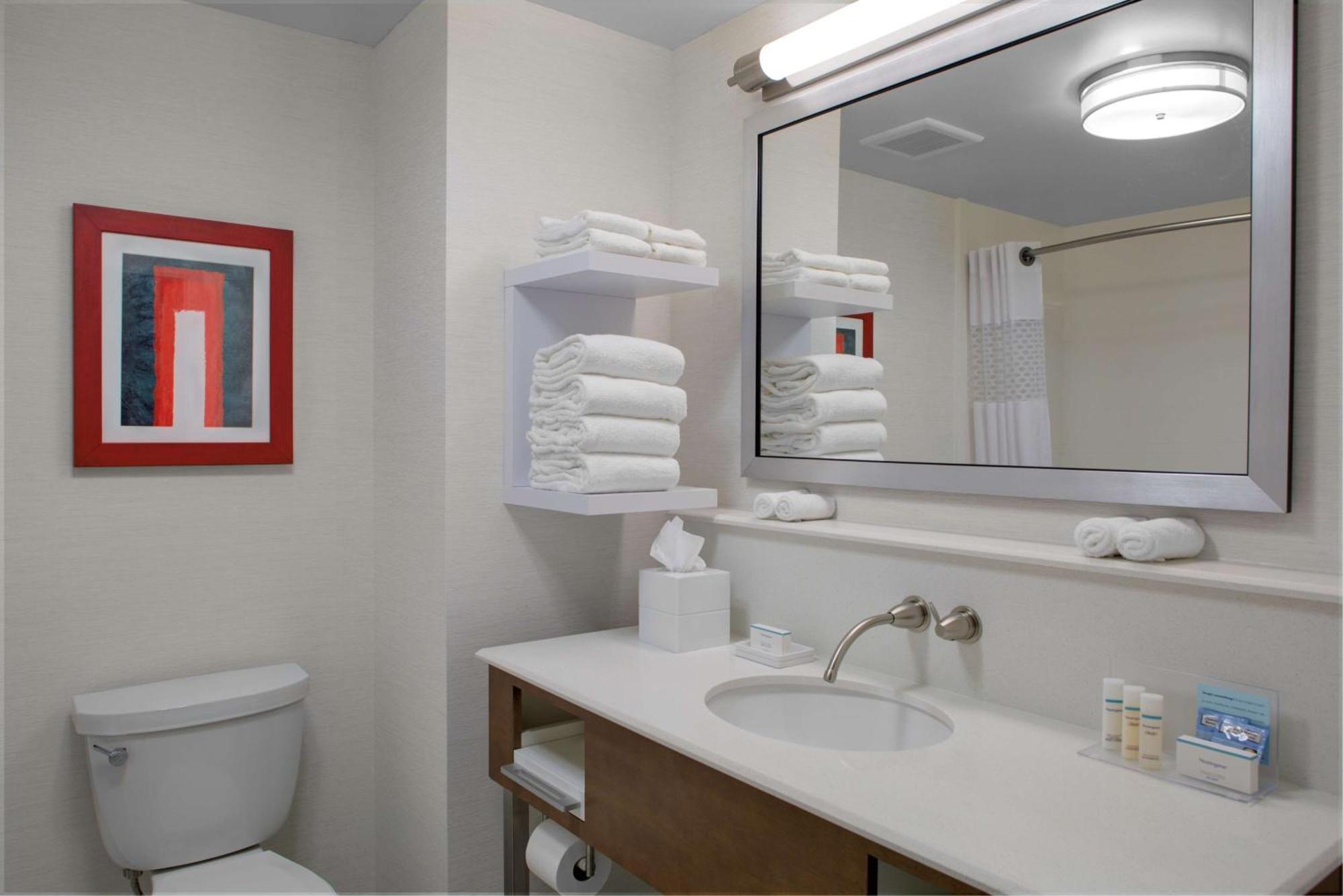 Hampton Inn & Suites Columbus Scioto Downs Экстерьер фото