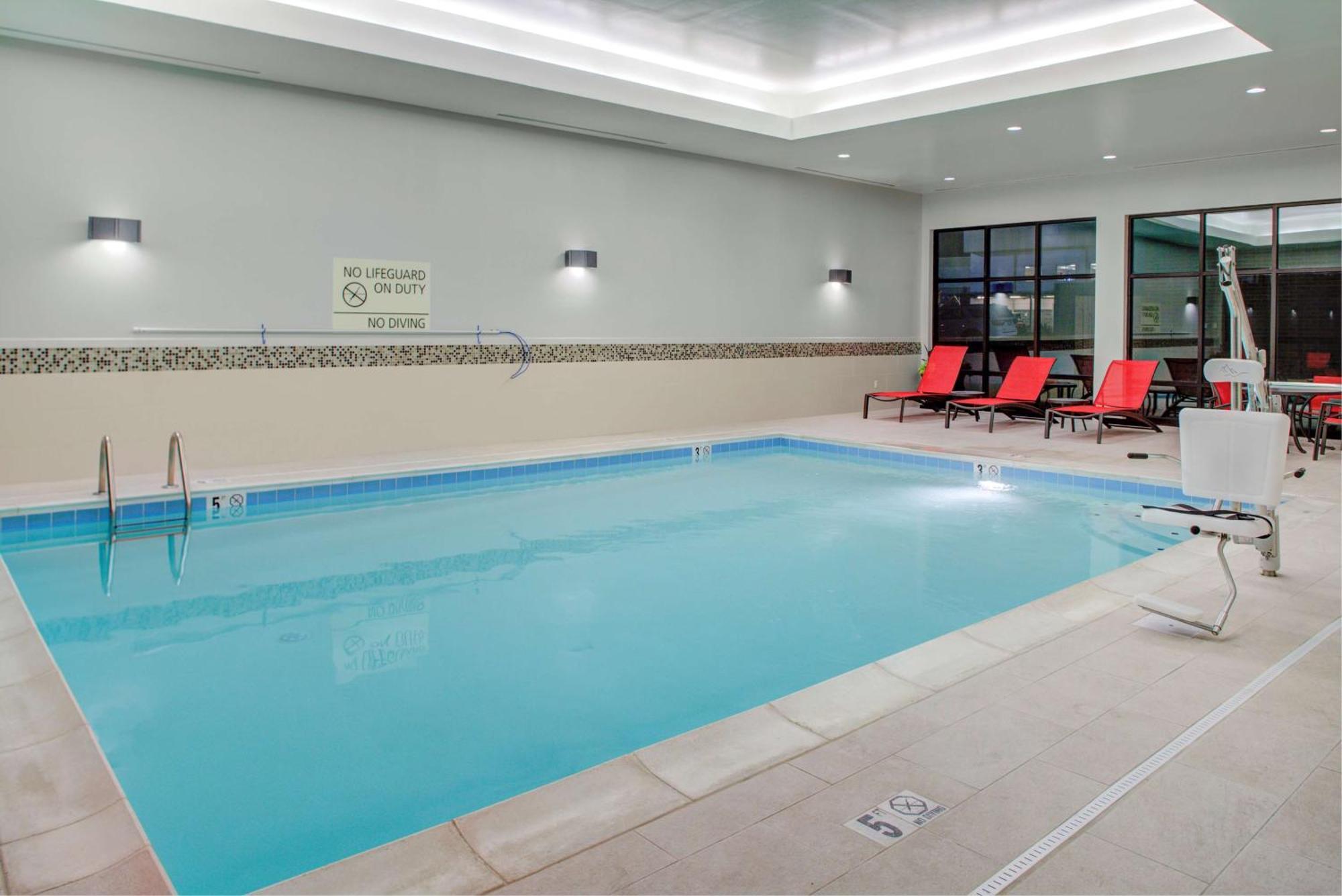 Hampton Inn & Suites Columbus Scioto Downs Экстерьер фото