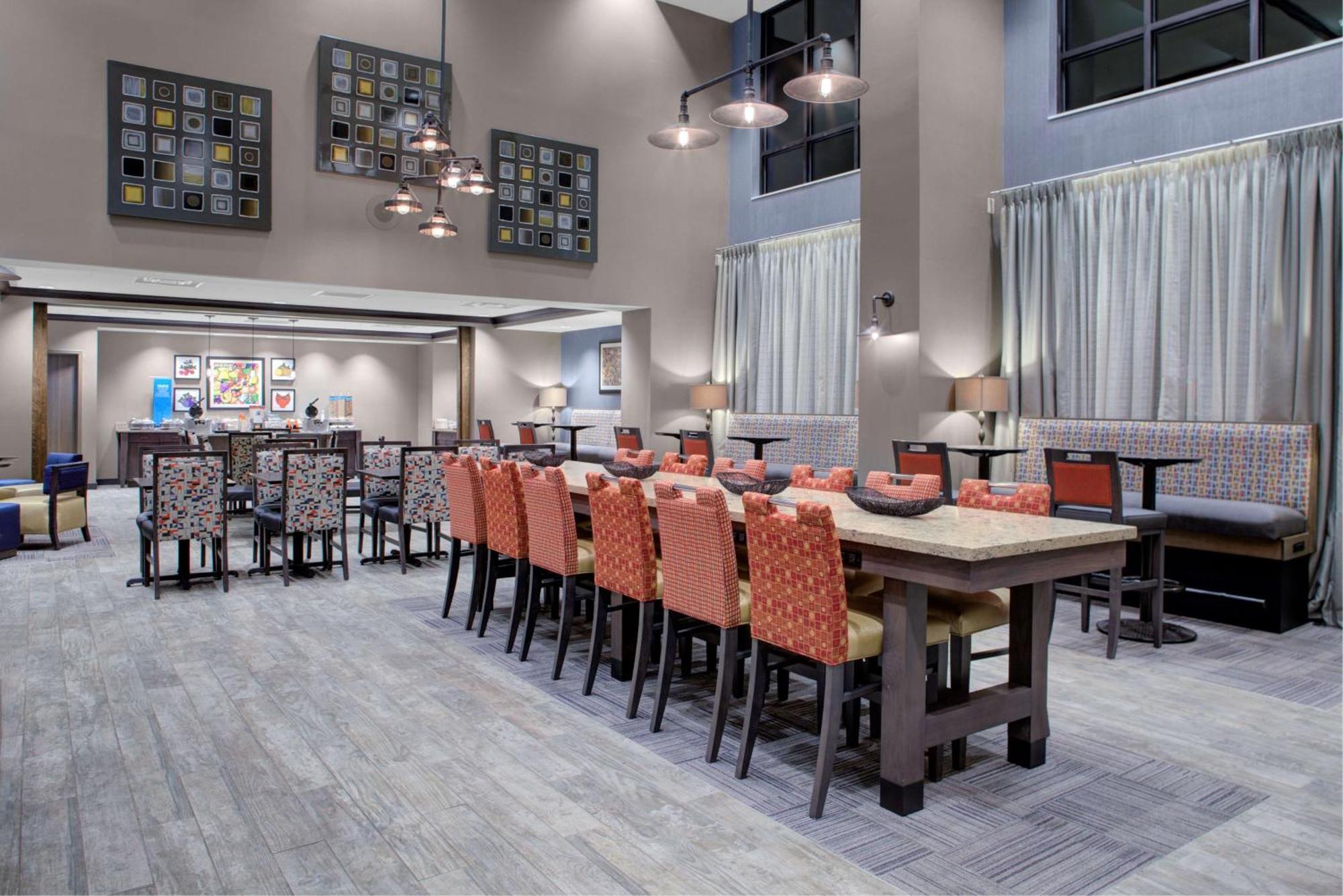 Hampton Inn & Suites Columbus Scioto Downs Экстерьер фото