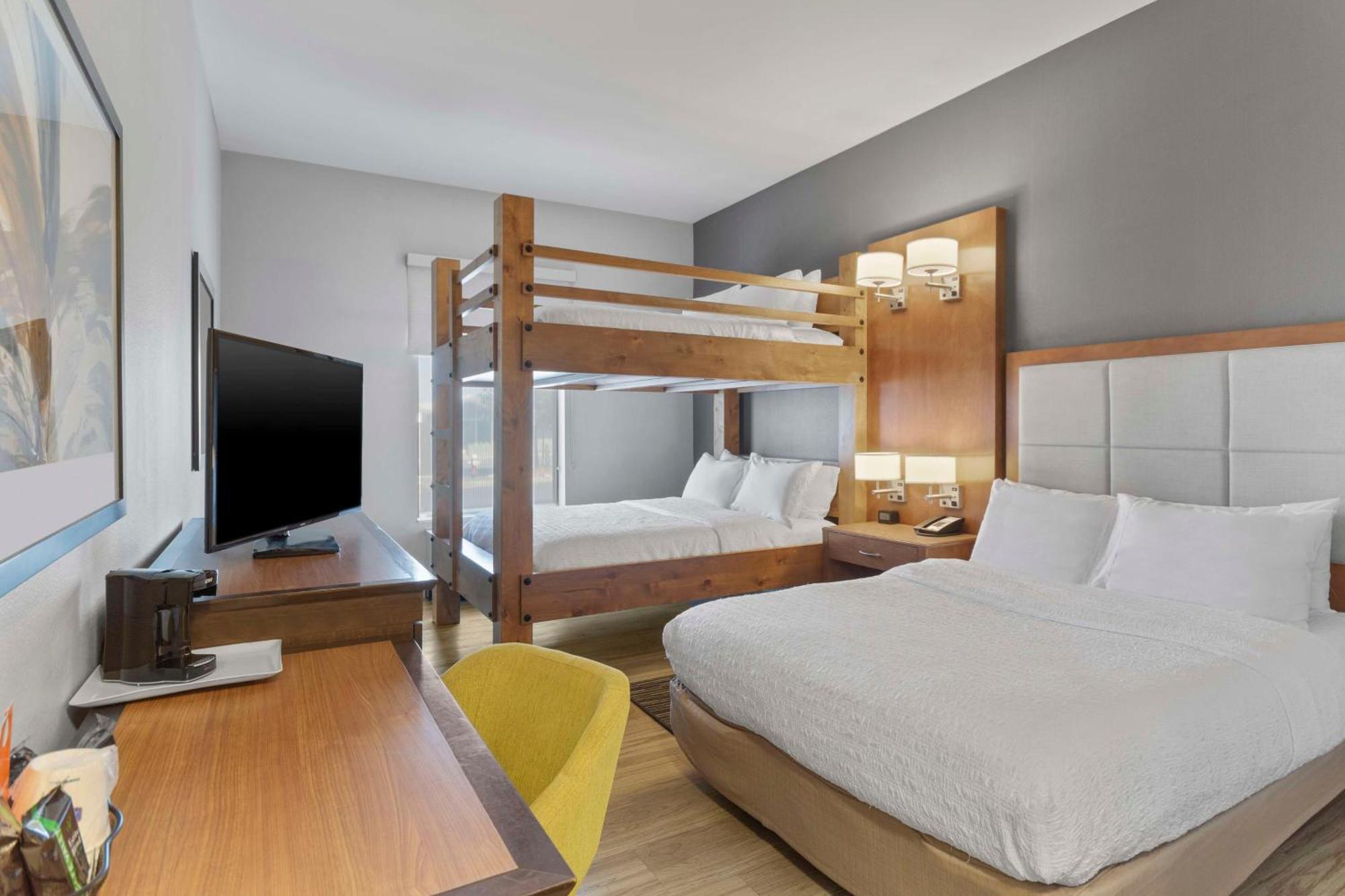 Hampton Inn & Suites Columbus Scioto Downs Экстерьер фото